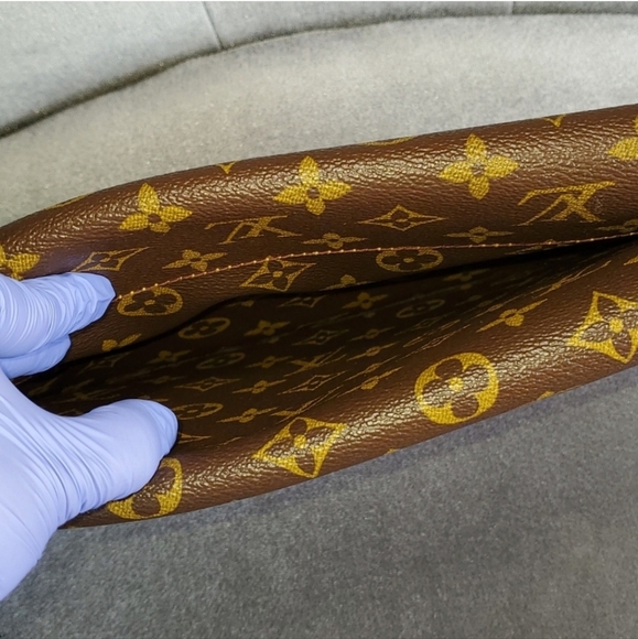 Authentic Louis Vuitton Rare Vintage Monogram Sac Biface flap sling bag - Picture 12 of 15